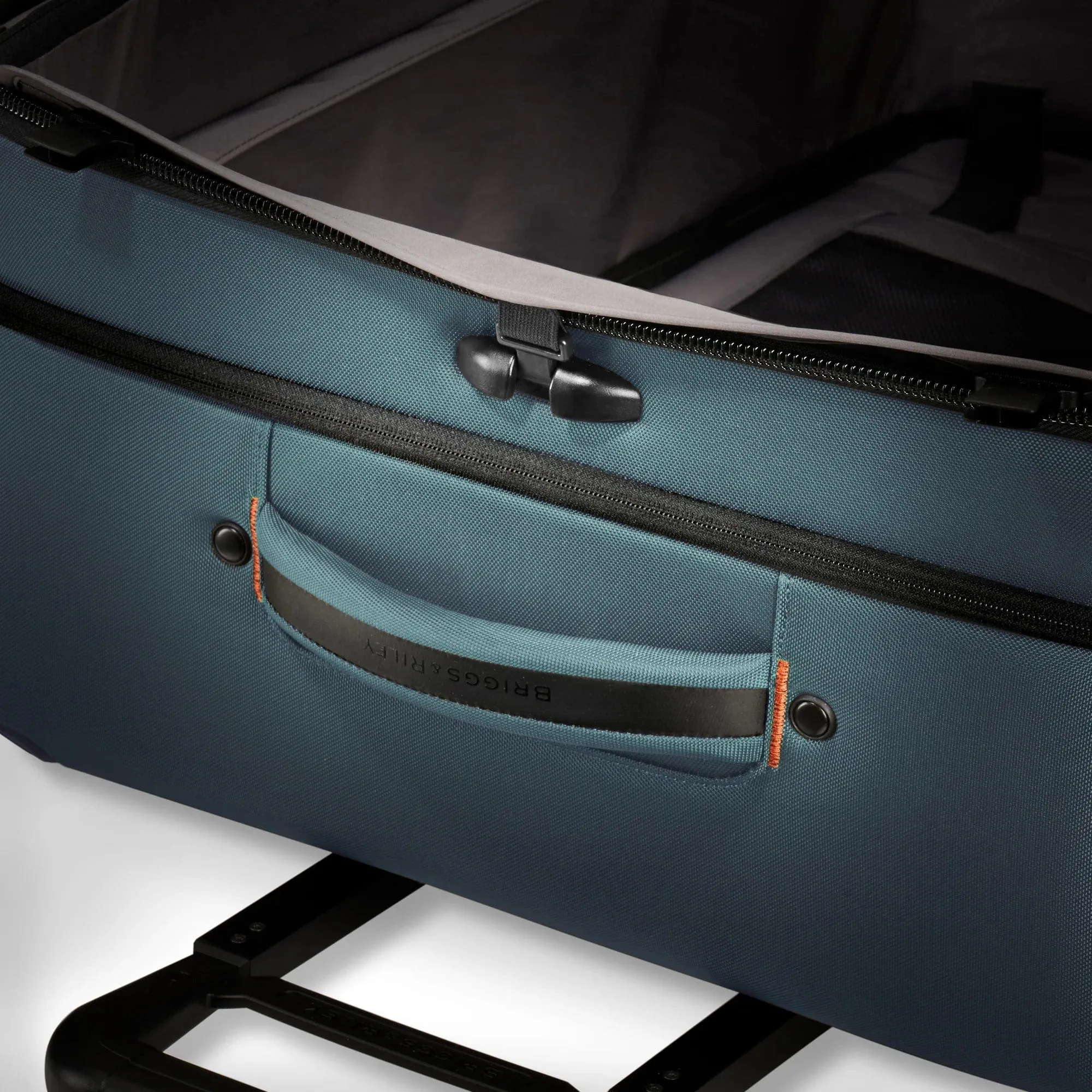 Briggs & Riley Large Expandable Spinner in Ocean