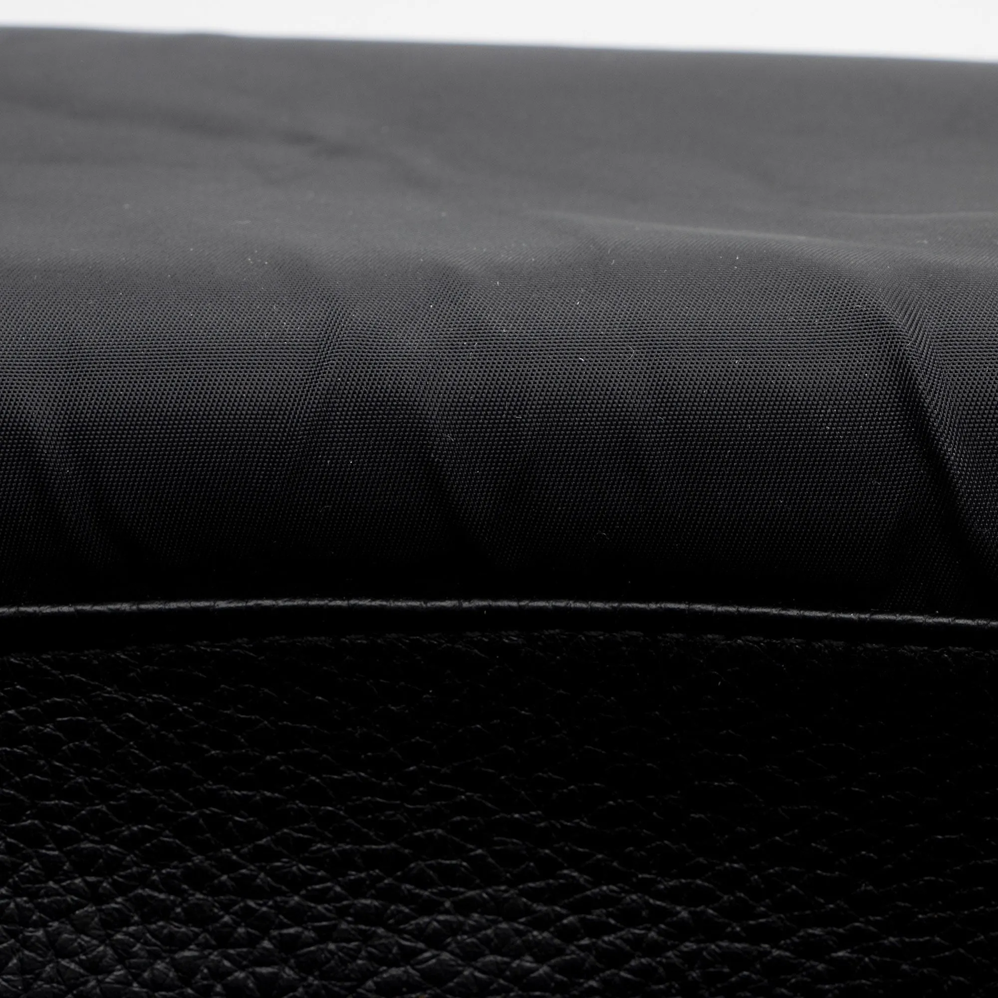 Burberry Leather Bruno Messenger Bag (SHF-GEHFL3)