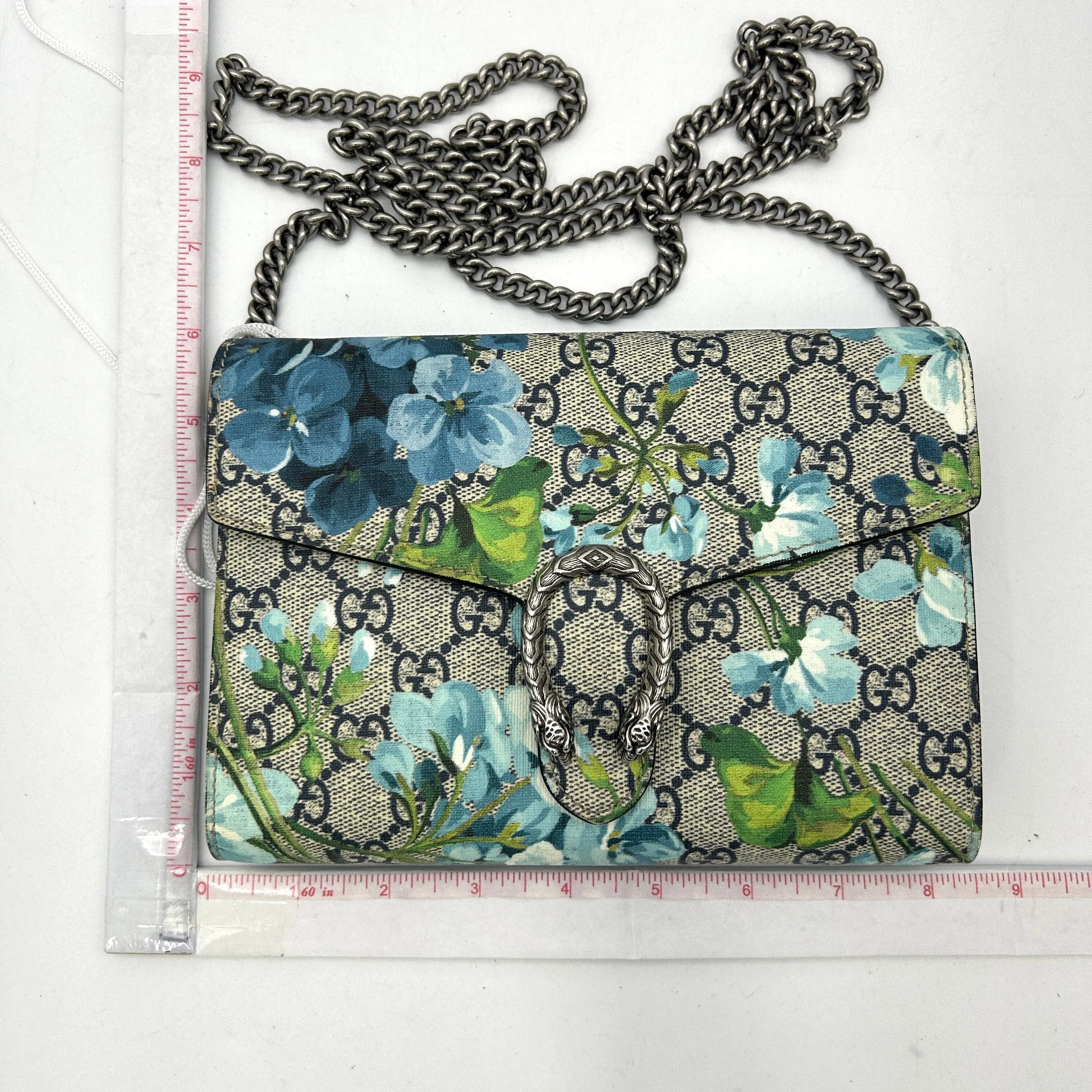 GUCCI GG Supreme Monogram Blooms Mini Dionysus Chain Wallet Beige Blue Navy Blue LA25452