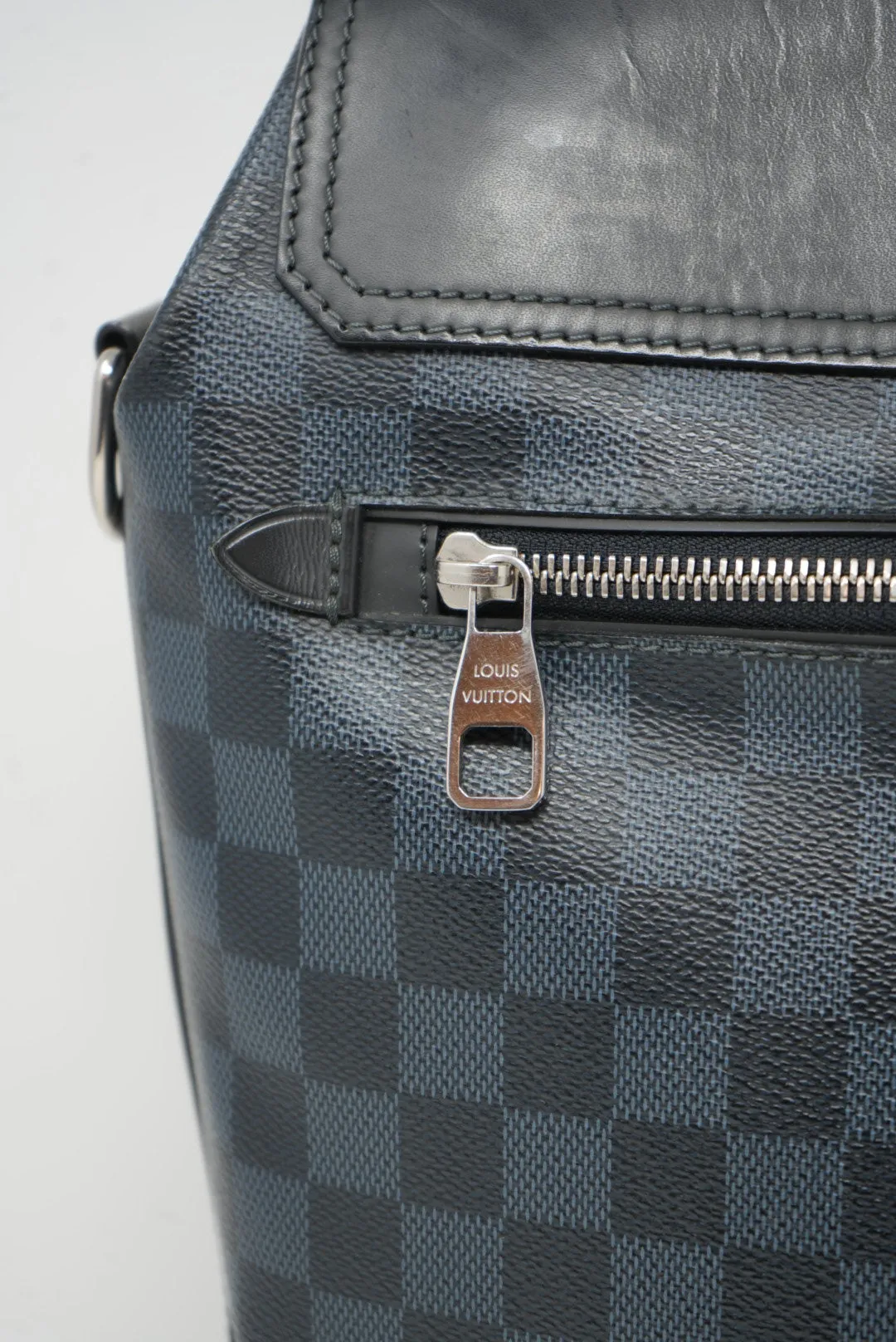 Louis Vuitton Damier Messenger Bag 2014