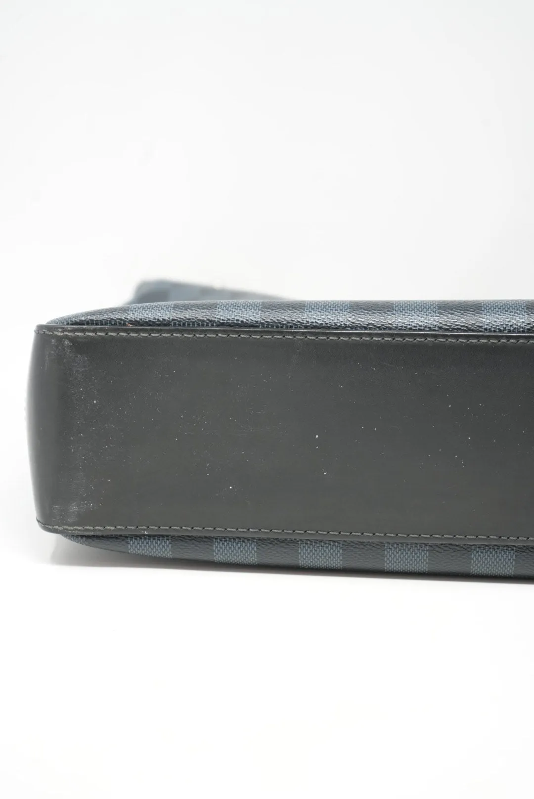 Louis Vuitton Damier Messenger Bag 2014