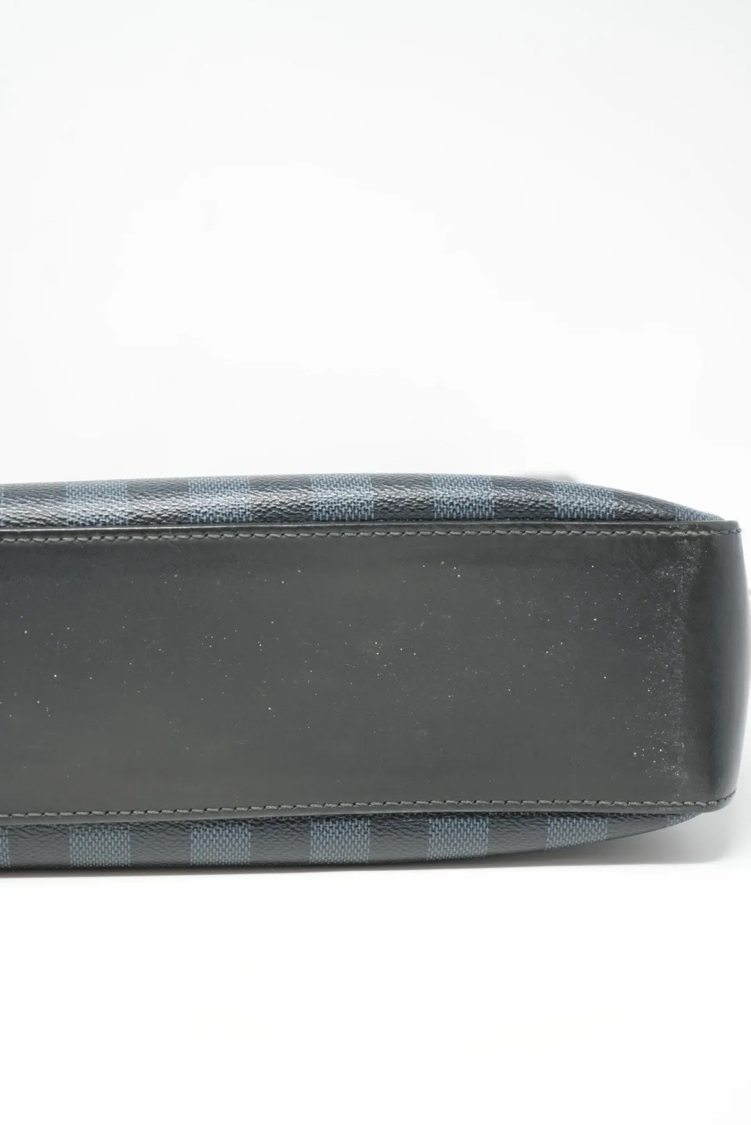 Louis Vuitton Damier Messenger Bag 2014